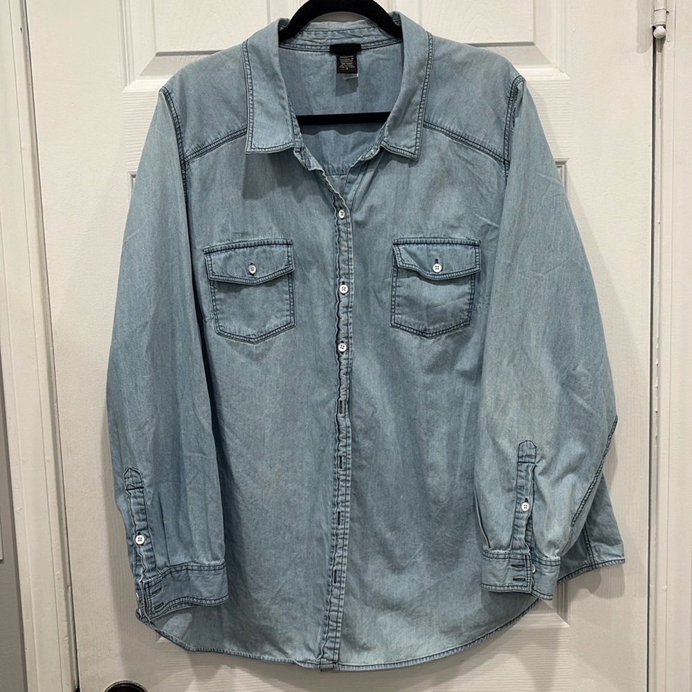 Torrid light denim chambray shirt 3x